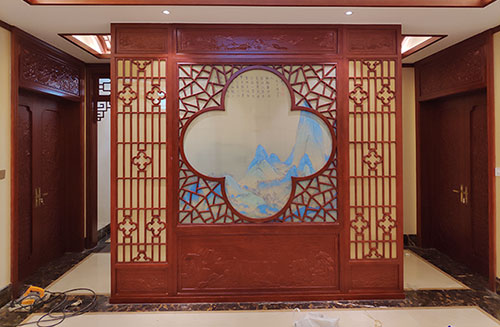 淮北会所室内装修中式仿古实木屏风隔断展示